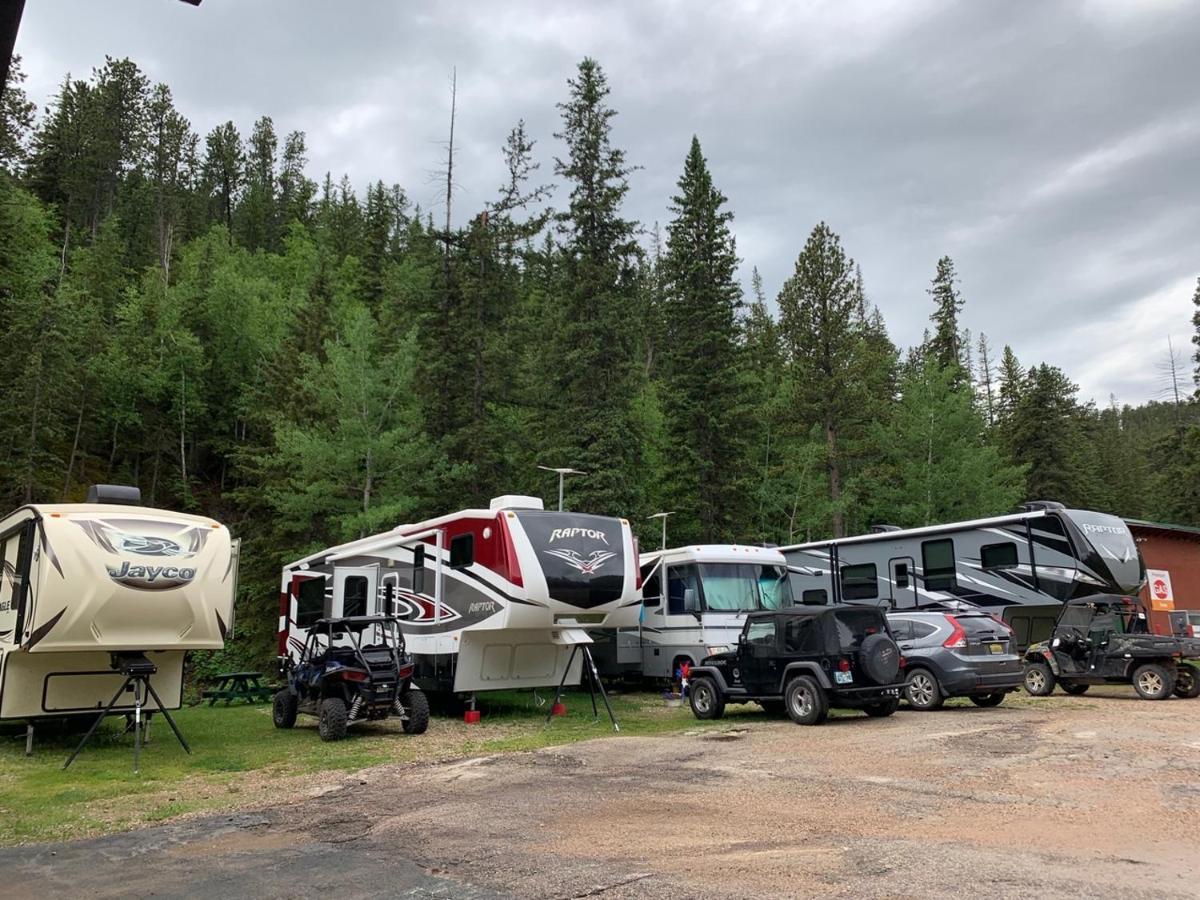 Whitetail Creek Camping Resort Lead Kültér fotó