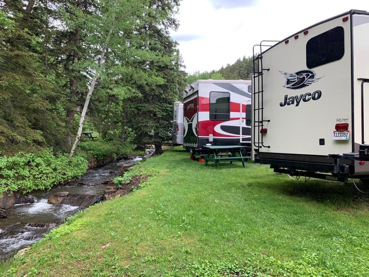 Whitetail Creek Camping Resort Lead Kültér fotó
